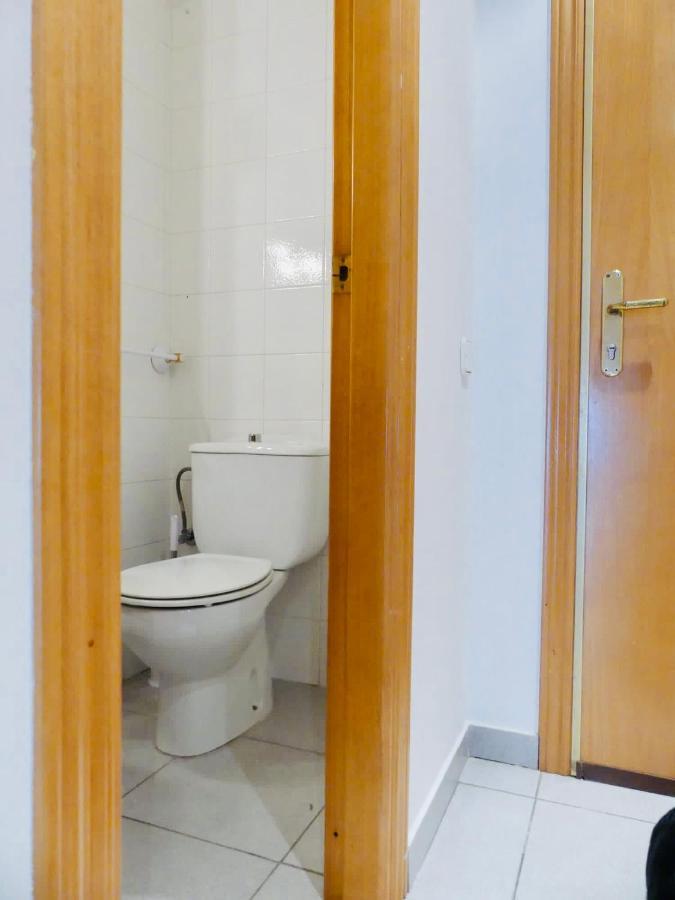 Confortable Pis En Ple Centre De Vic Aptgarbi Bagian luar foto